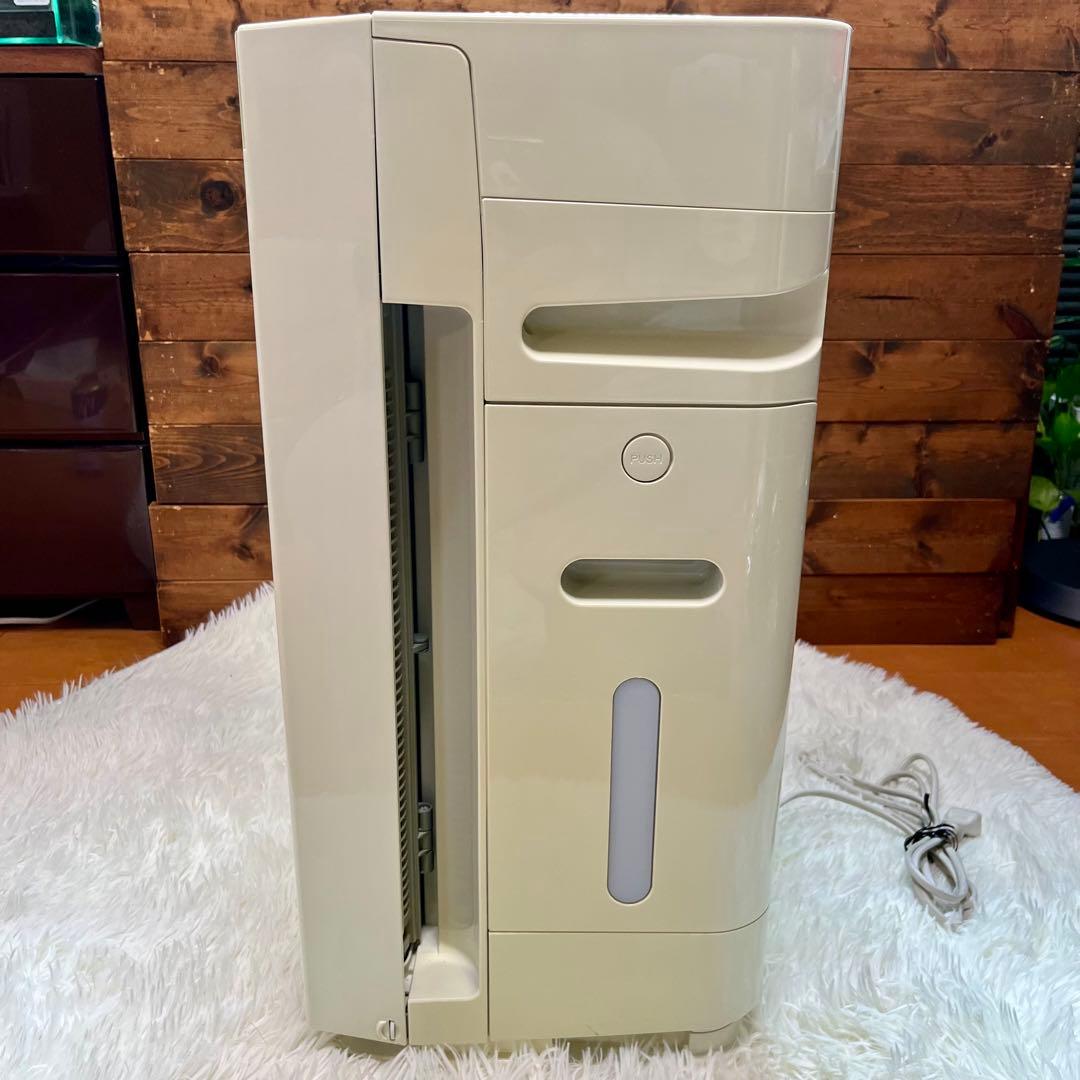 【限定モデル】ダイキン 加湿空気清浄機 MCK70TJ-W ストリーマ　ホワイト