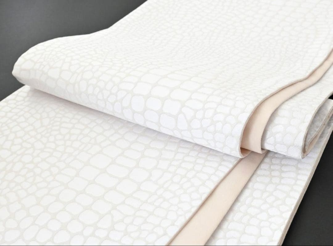 お仕立て上がり 振袖用 クロコ風 型押し柄 袋帯 日本製 ホワイト