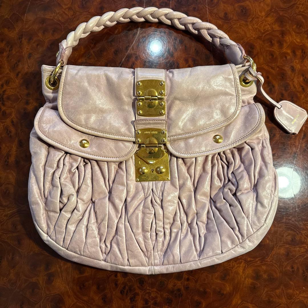 専用品MIUMIU マテラッセ　プリーツデザイン ピンク ハンドバック