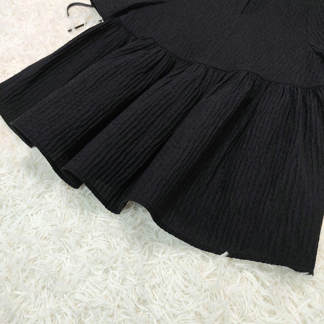 美品✨ヨリ　フクレフレアブラウス　ブラック　36