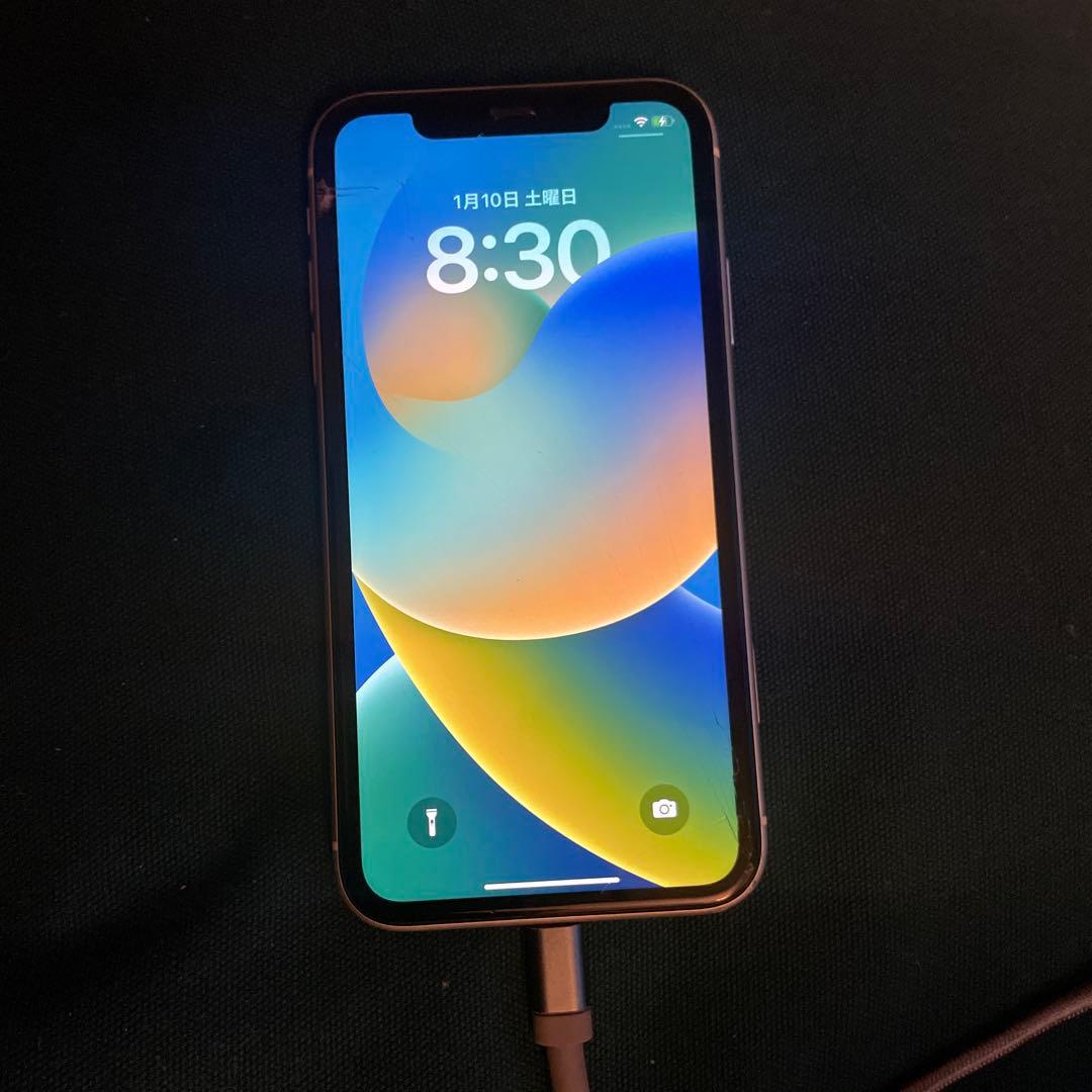 iPhone11 本体　128GBホワイト