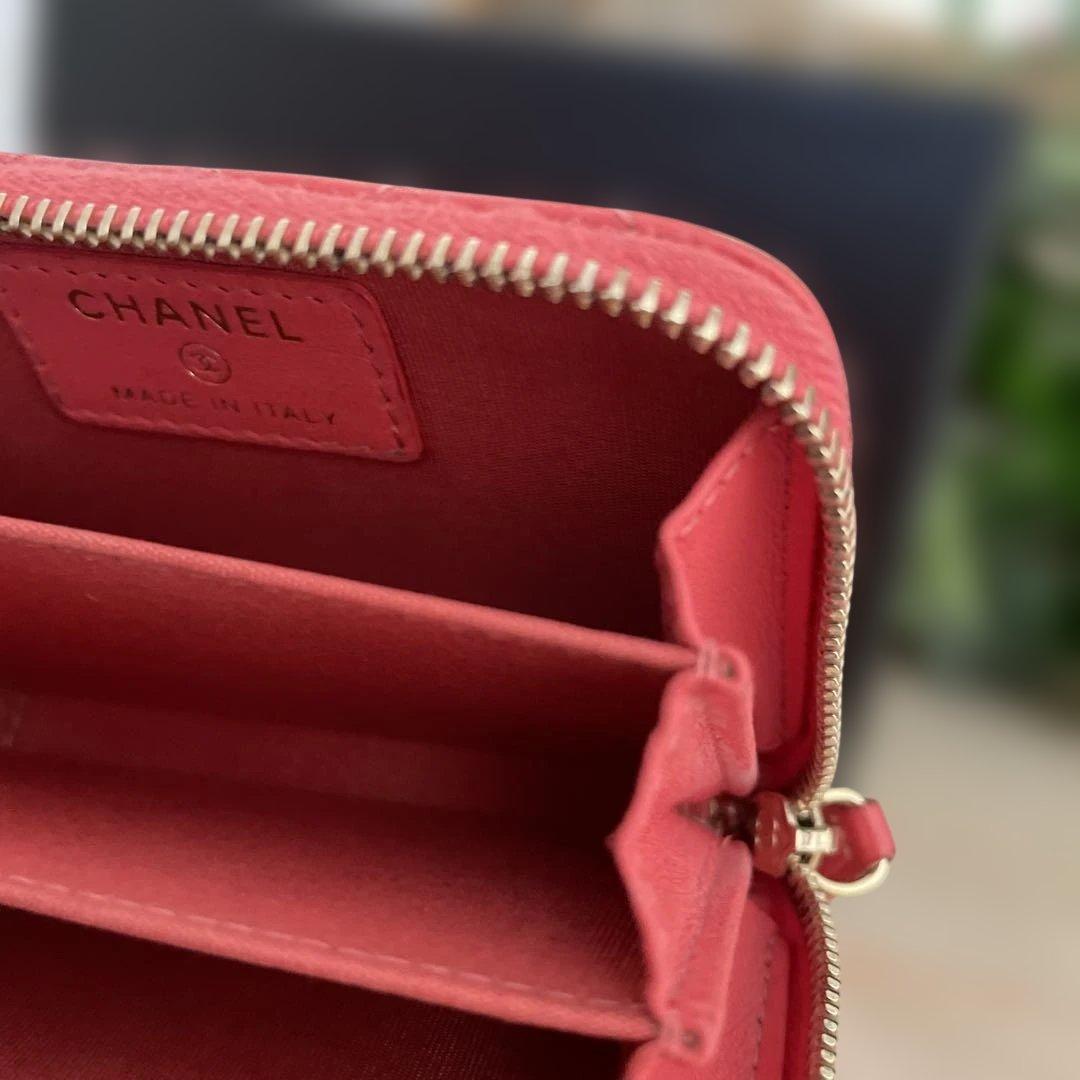 CHANELピンク キルティング ケース