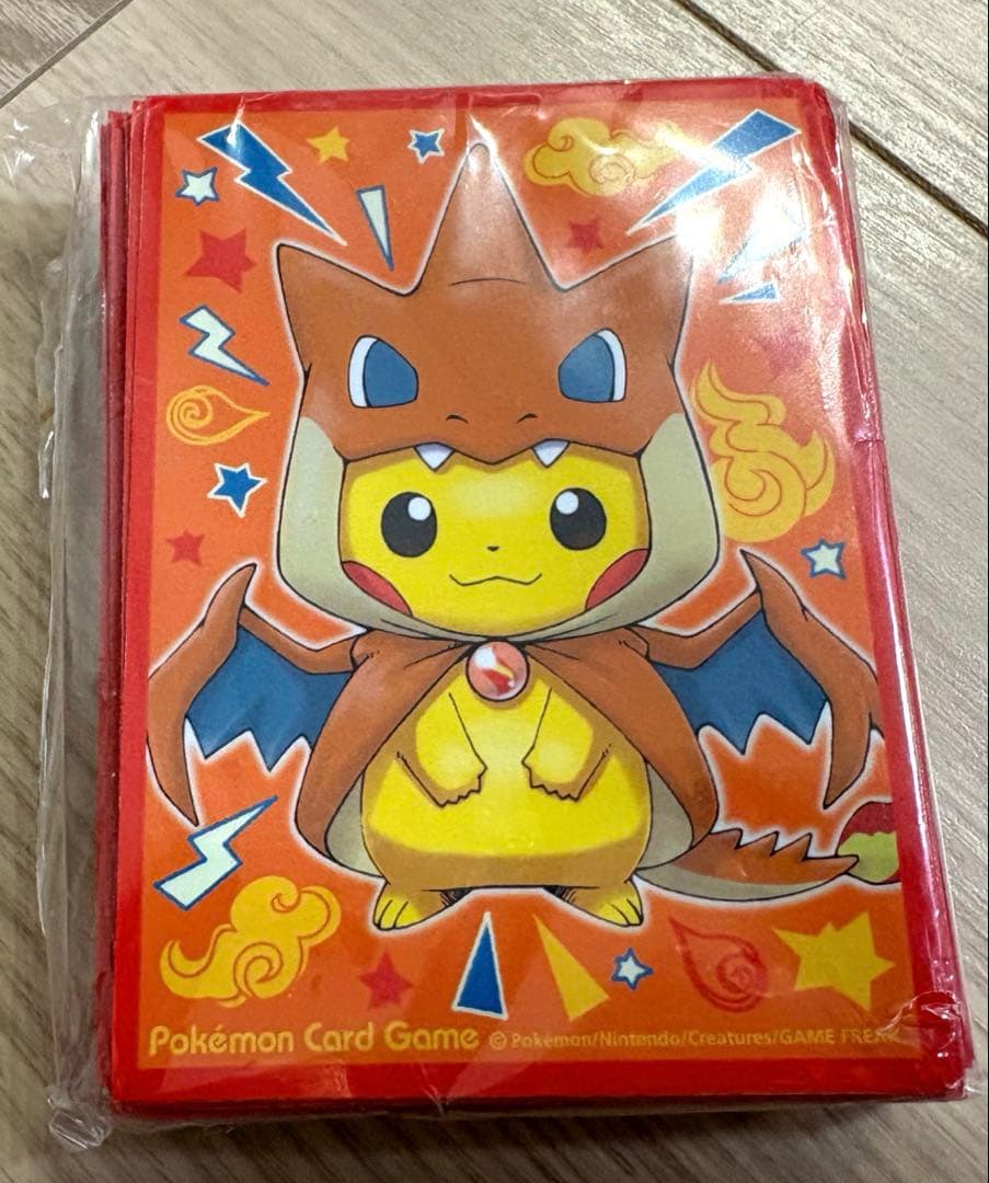 未開封　デッキシールド　メガリザードンY ポンチョを着たピカチュウ　62枚入