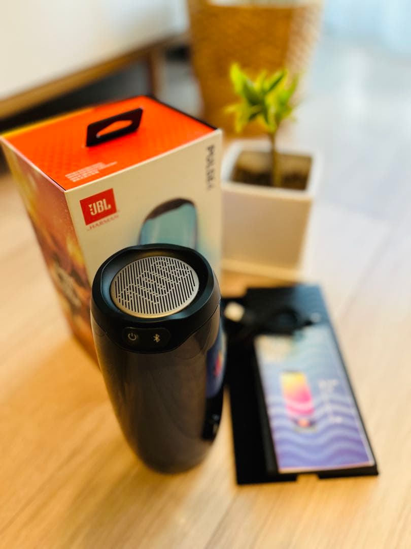 ✨美品JBL PULSE 4 ポータブルBluetoothスピーカー ブラック
