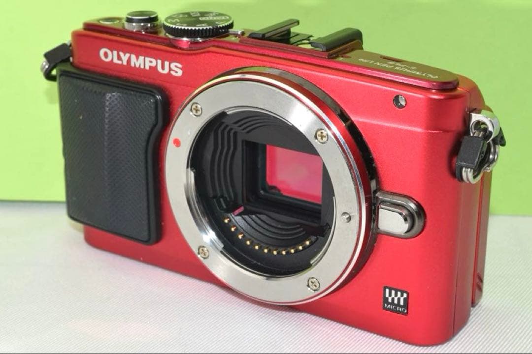 OLYMPUS E-PL6 ☆送料無料☆