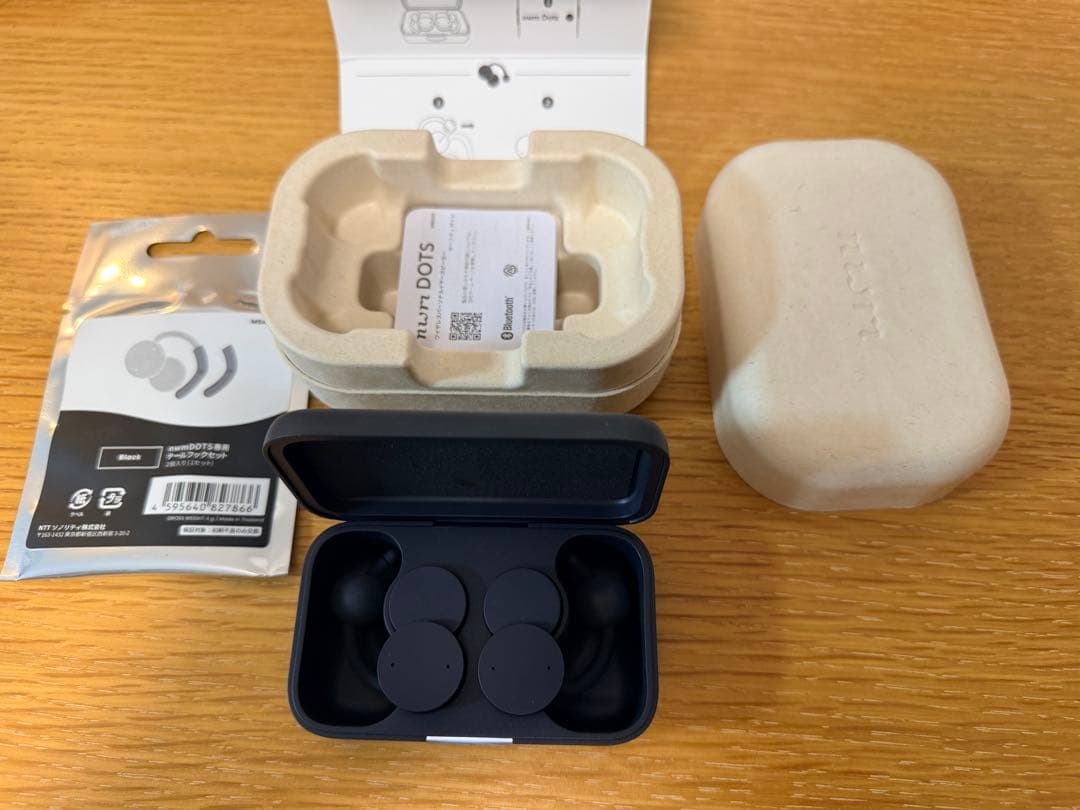 nwm DOTS オープンイヤー型 完全ワイヤレスイヤホン　ブラック　フック付属