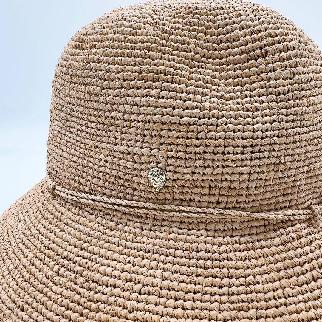 【美品】ヘレンカミンスキー プロヴァンス　ラフィアハット 麦わら帽子 ベージュ