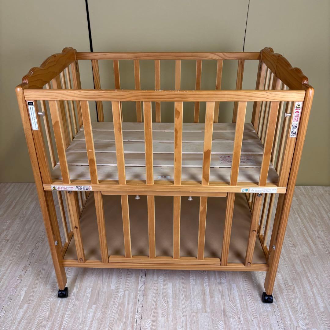 ☆除菌清掃済☆　大和屋　パタン　折りたたみミニベビーベッド　すのこ　ナチュラル