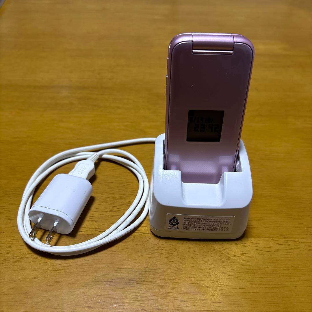 docomo らくらくホン　F-01M ピンク