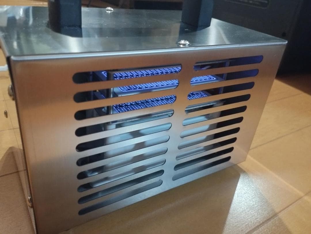 60分タイマー搭載 10000mgh 高性能オゾン脱臭器