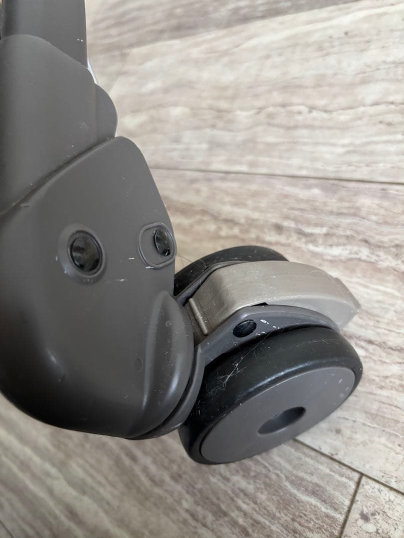 コンビ ネムリラ AUTO SWING BEDi 電動スウィング 動作確認済み