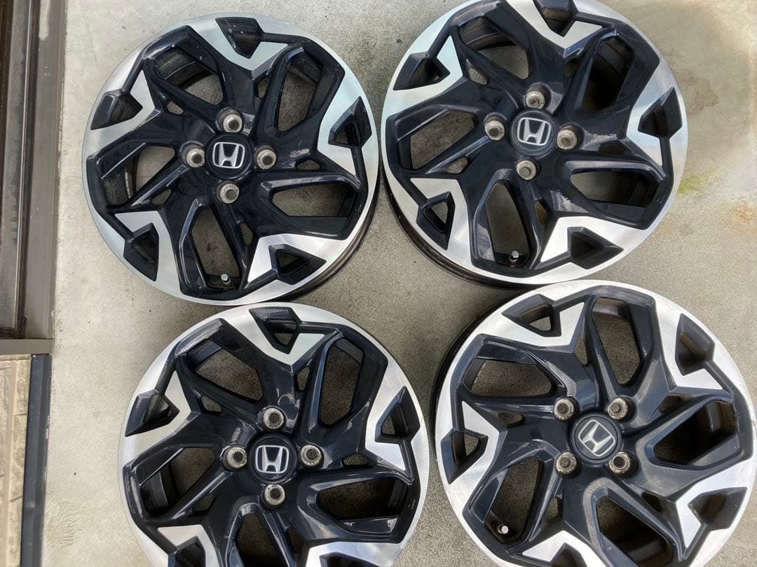 Nboxカスタム 15インチ ホイール