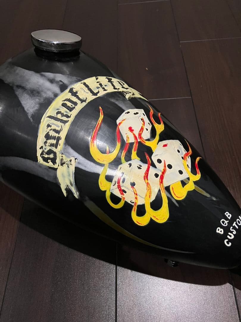 ナローマスタングタンク