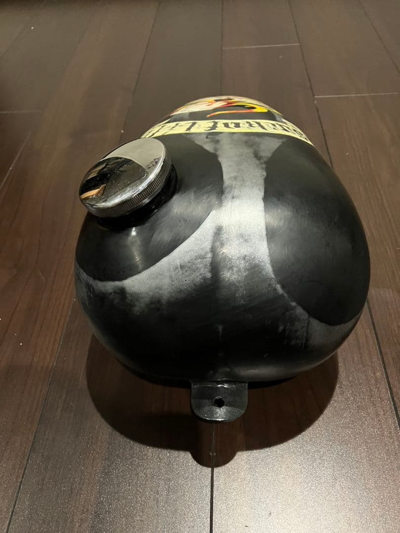 ナローマスタングタンク