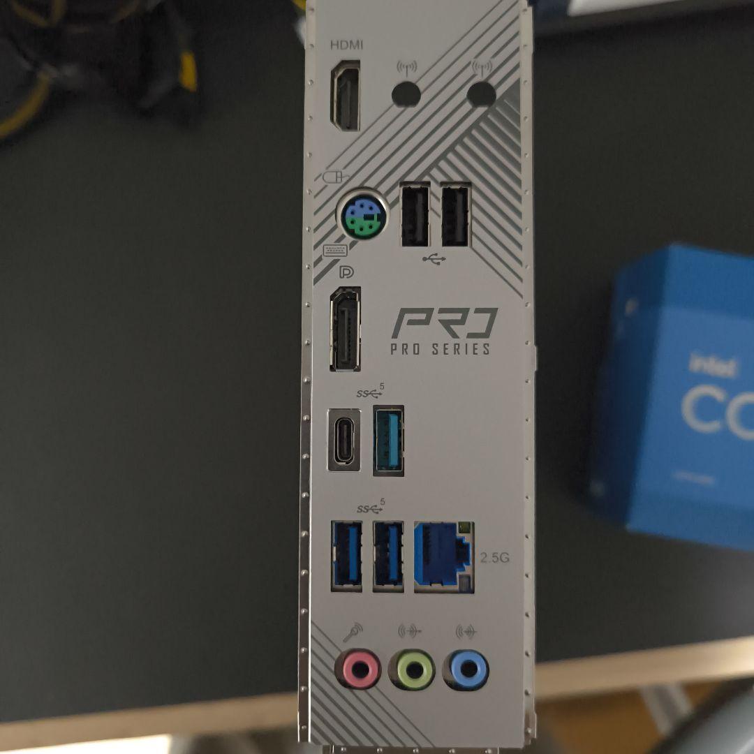 美品 i5-13500 & B760M Pro RS/D4セット 反り防止金具付