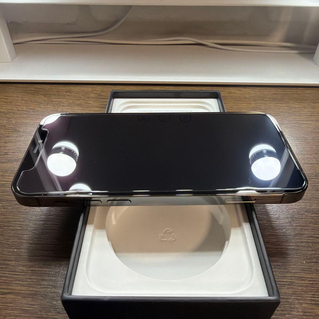 桜*様 超美品　iPhone12Pro 128㎇