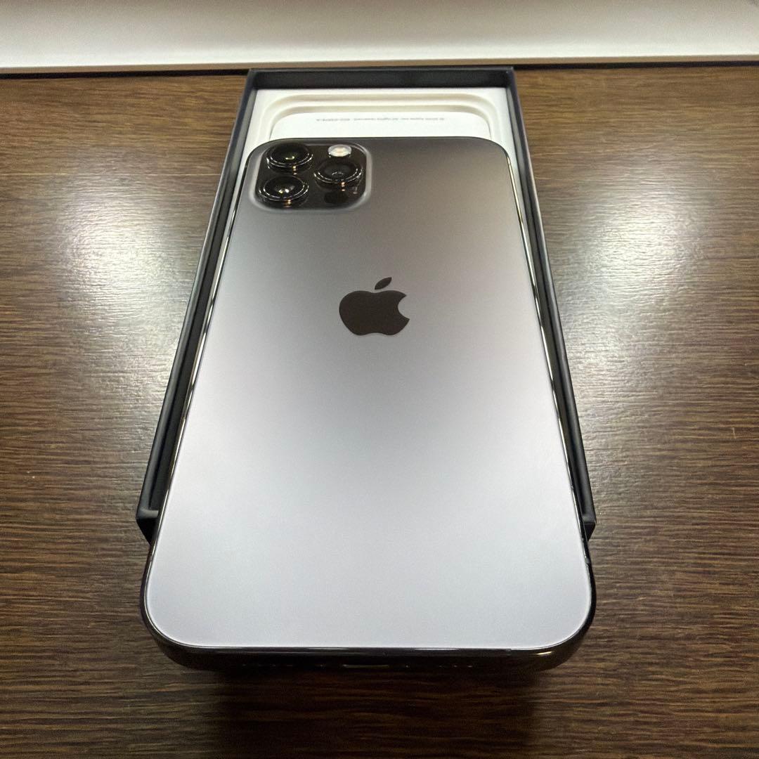 桜*様 超美品　iPhone12Pro 128㎇