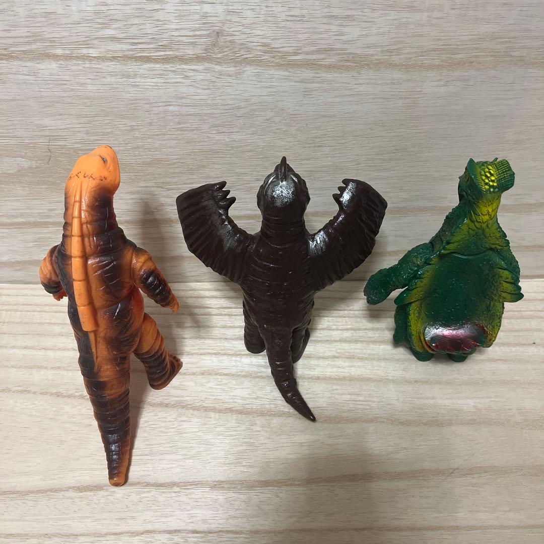 様用ポピー怪獣足製11体ソフビ