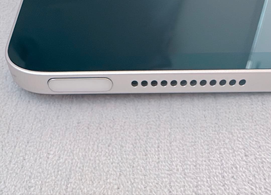 美品 第6世代 iPad Air 13インチ wifモデル M2 128GB