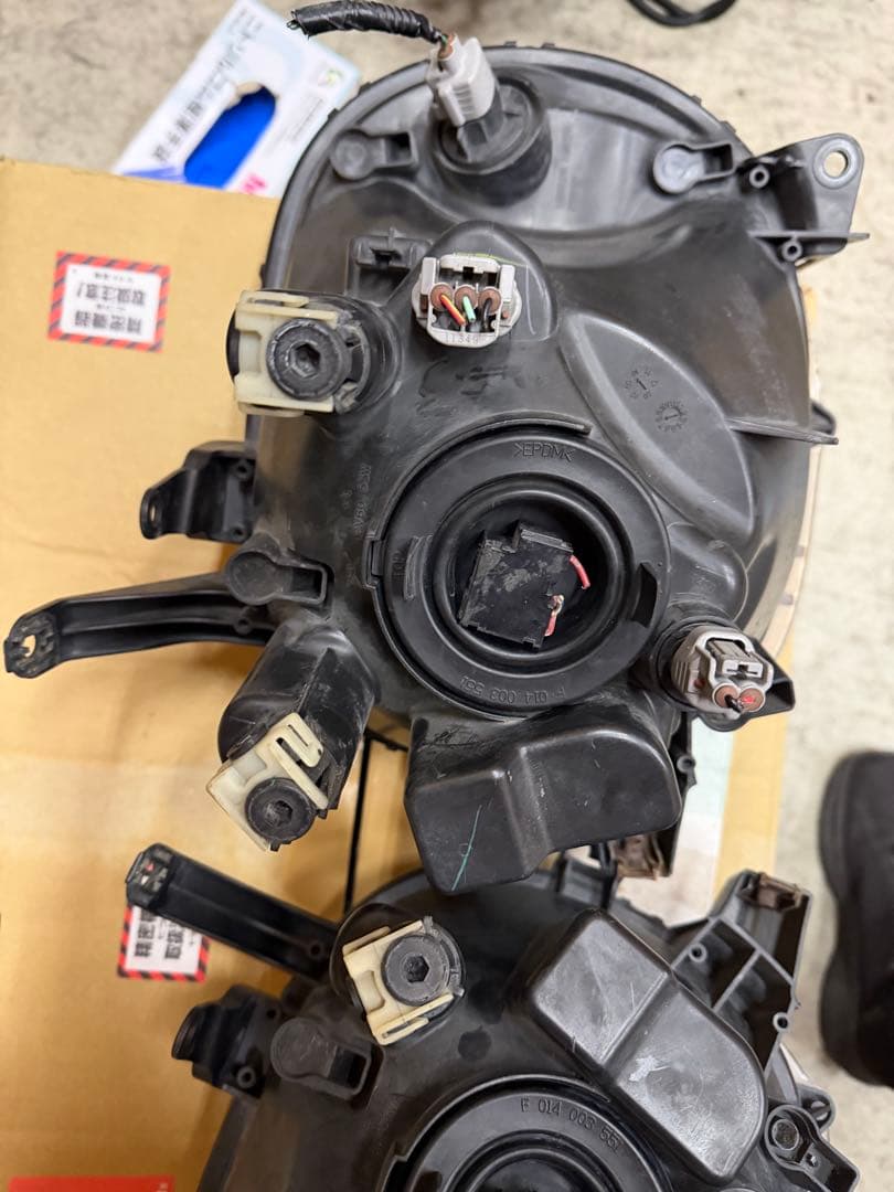 アルトラパンhe22s ヘッドライト(インナーブラック)