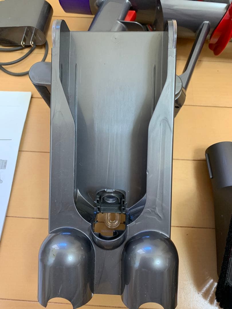 【チョク】Dyson Cyclone V10 Fluffy 掃除機