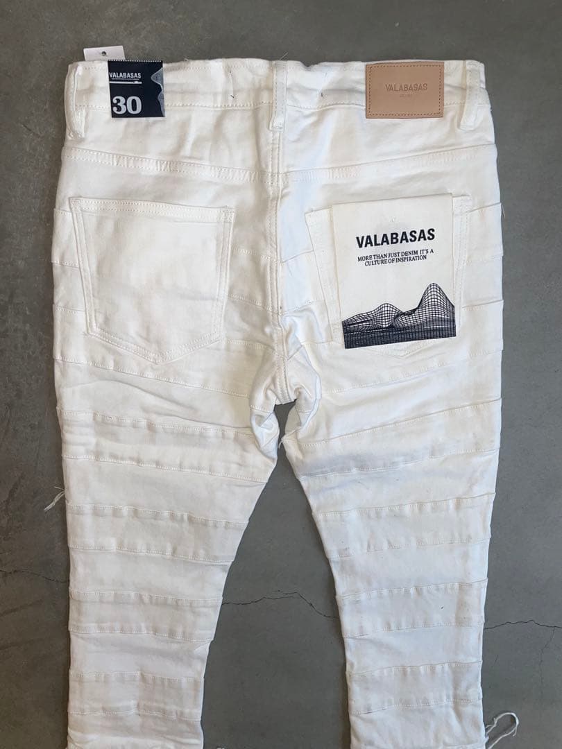 VALABASASバラバサスダメージパネルホワイト ブーツカットデニム　30