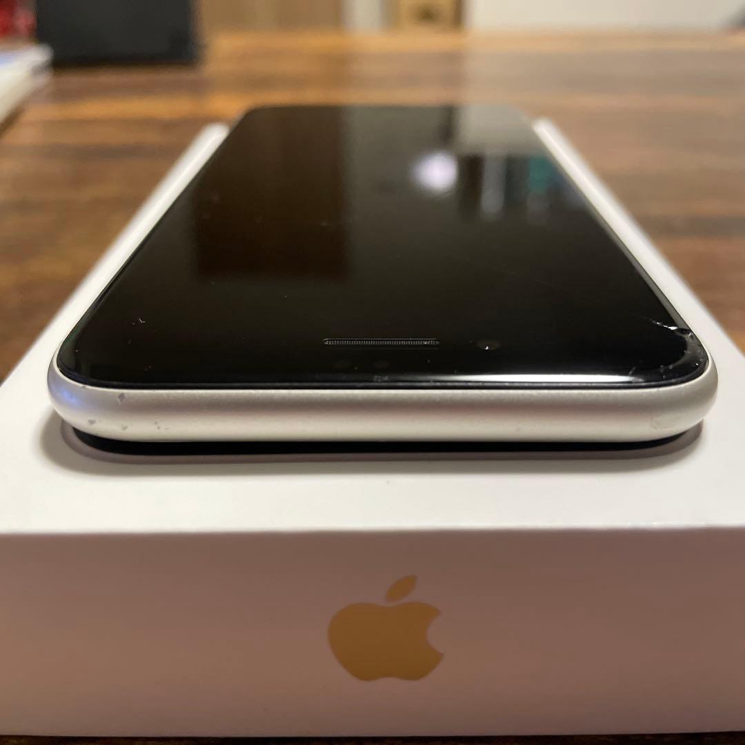 【画面割れ】iPhoneSE3 128GB スターライト