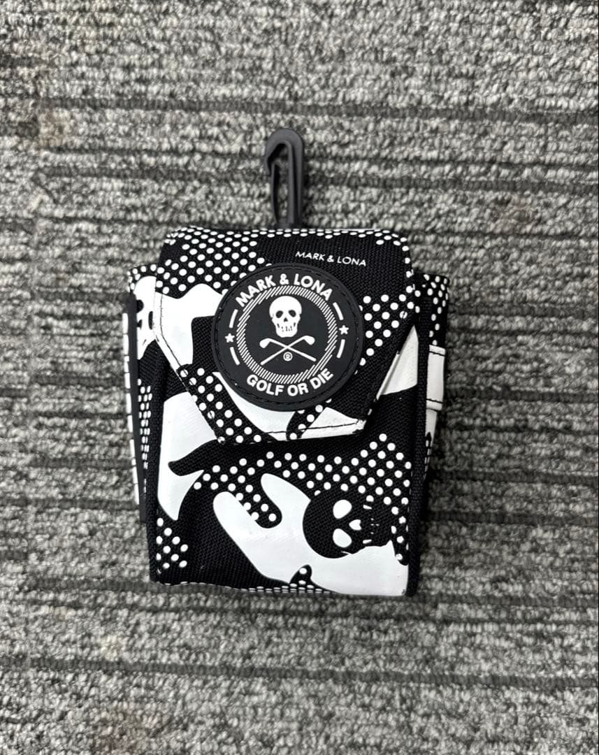 マークアンドロナ　レーザーケース　モノクロ