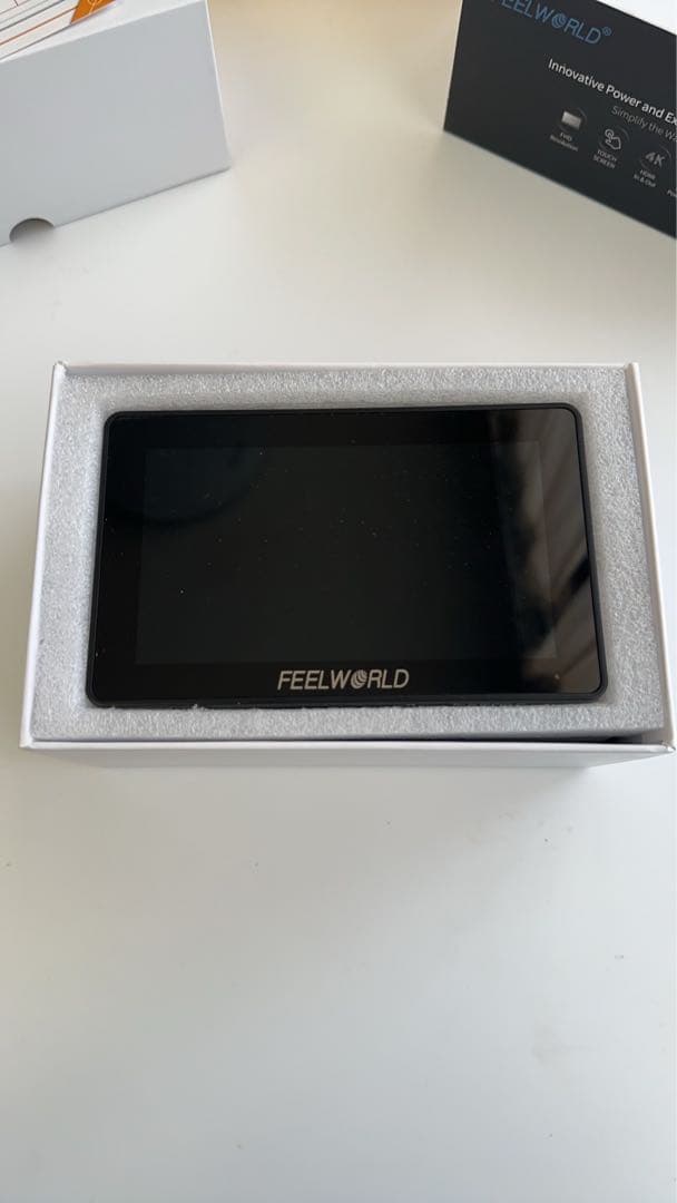 FEELWORLD 5.5 4K モニター F5 pro