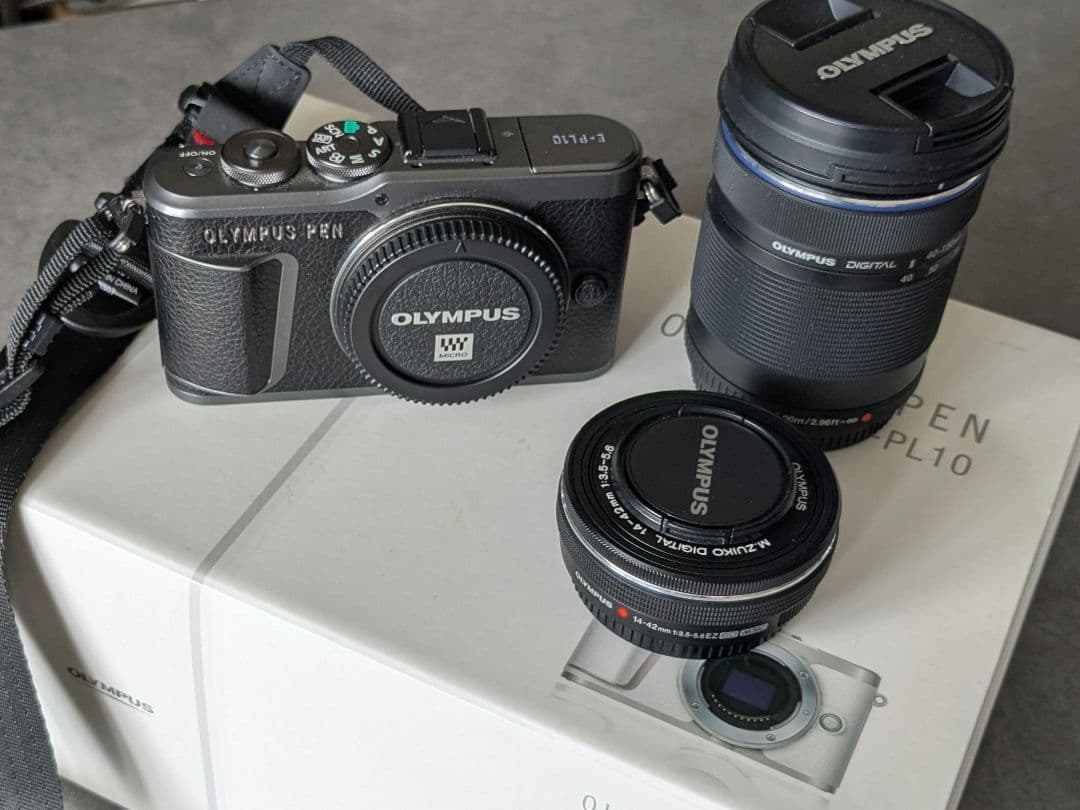 Olympus E-PL10 ミラーレス一眼 本体とレンズ2本、SDカード付き