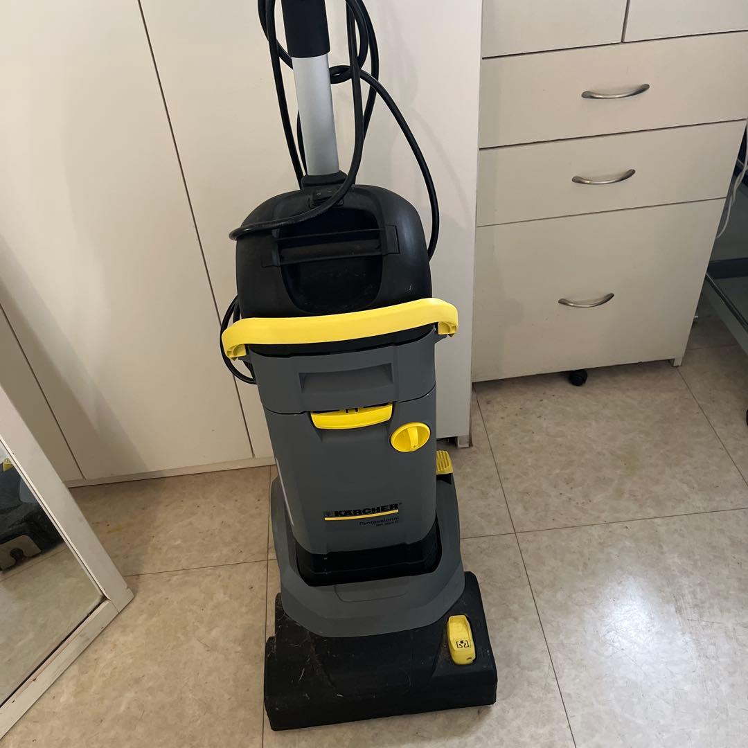 KARCHER BR 301 掃除機