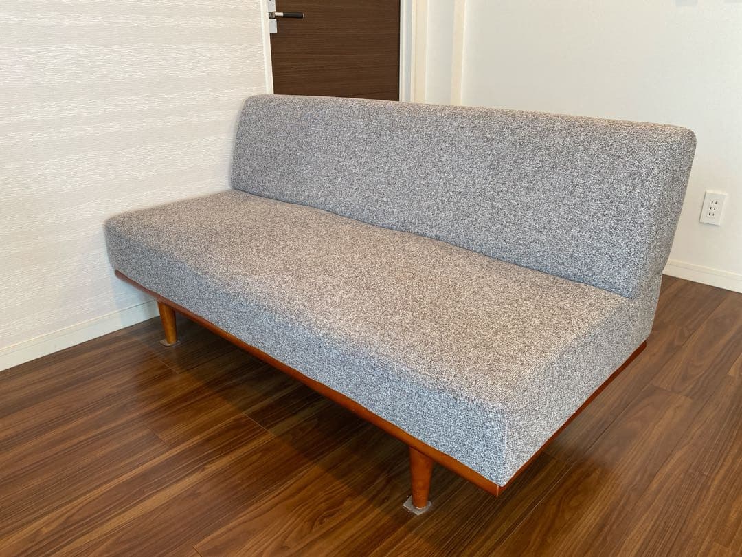 ノーチェ NOCE ソファ8105 (2.5人用ソファ, アイボリー）