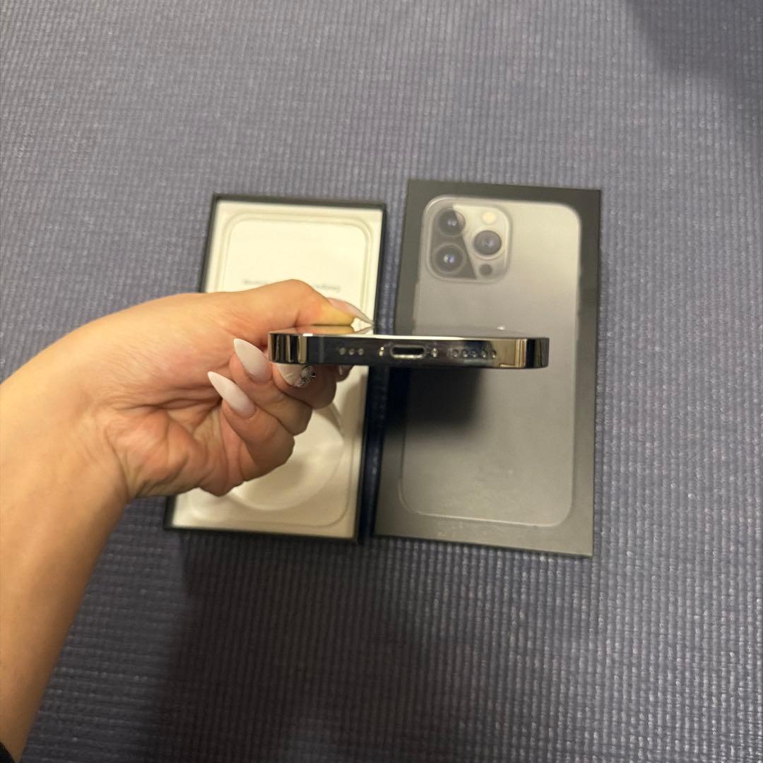 Apple iPhone 13 Proグラファイト256GB 箱付き