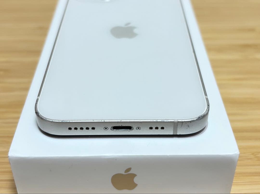【動作良好】iPhone 13 128GB スターライト　SIMフリー　本体