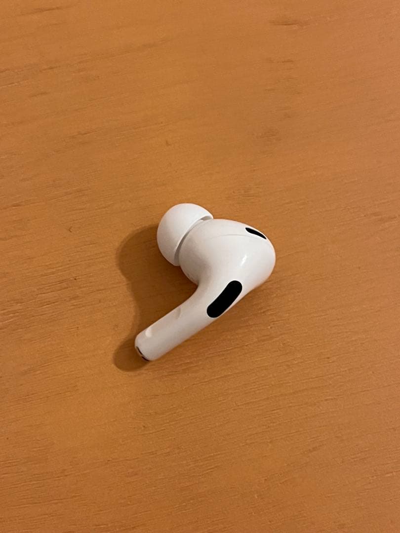純正品Apple AirPods pro 第2世代 左耳のみ