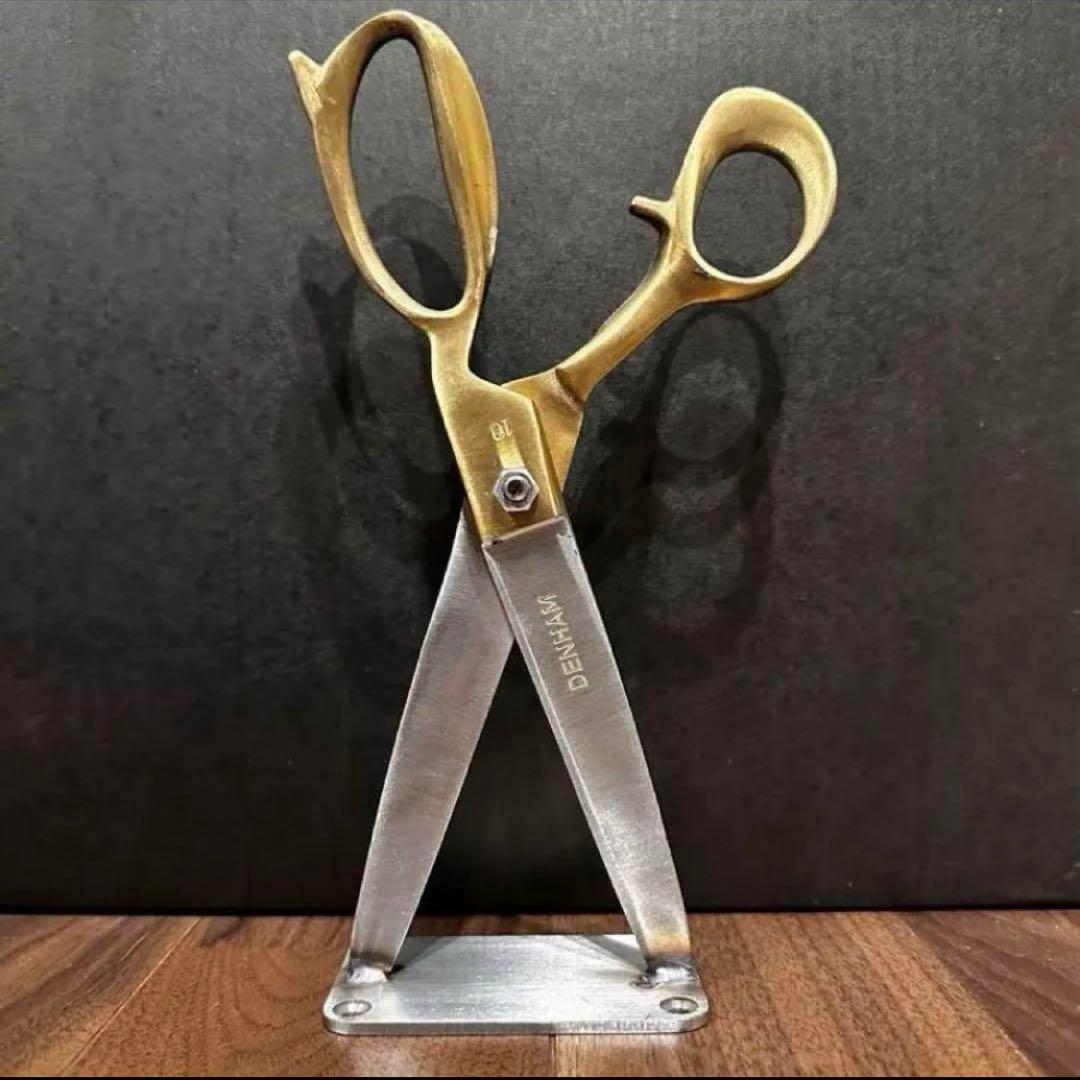 p*e様 DENHAM デンハム　ショップ什器