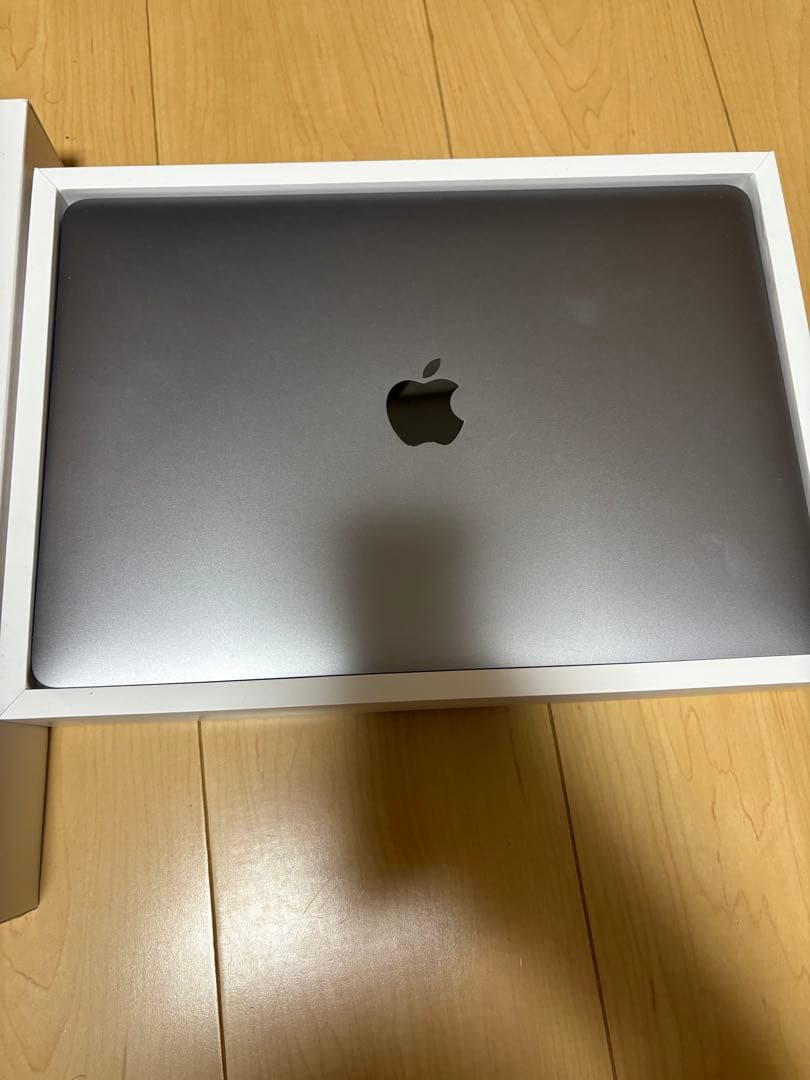 MacBook Pro 13 M2 2022年SSD256GB メモリ8GB