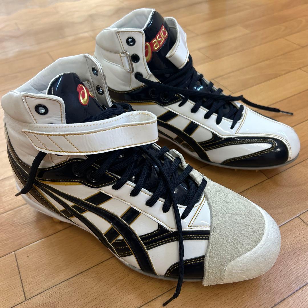 【未使用】asics野球シューズ スパイク　ホワイト/ネイビーブラック