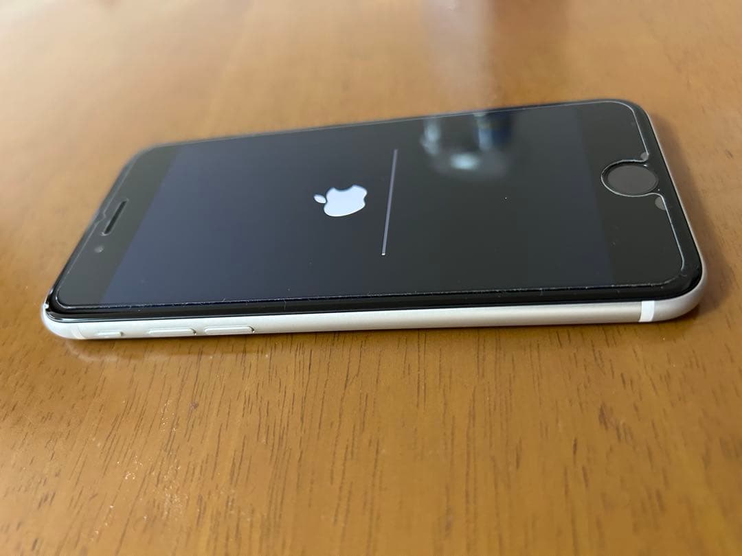 iPhoneSE（第二世代） 128GB ホワイト