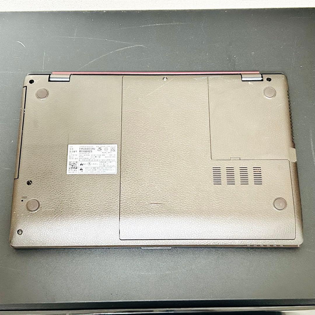 富士通 SSD快適ノートパソコン Windows11+Office レッド