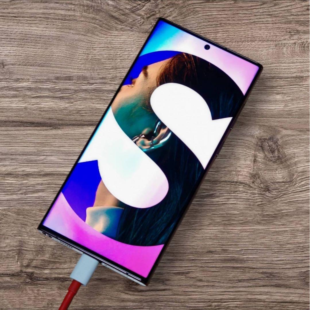 Galaxy S22 Ultra 256GB SCG14デモ機 ジャンク扱い