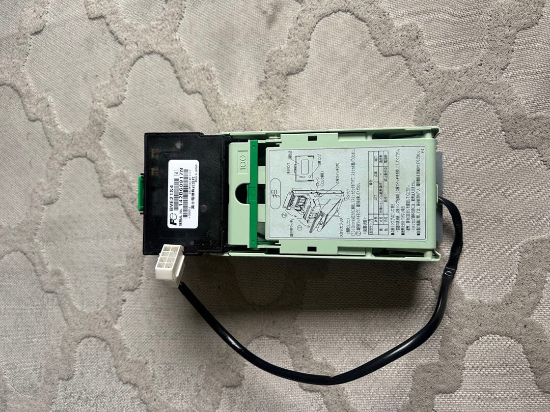 自販機ビルバリ　紙幣　　富士電機 紙幣識別機　ユニット