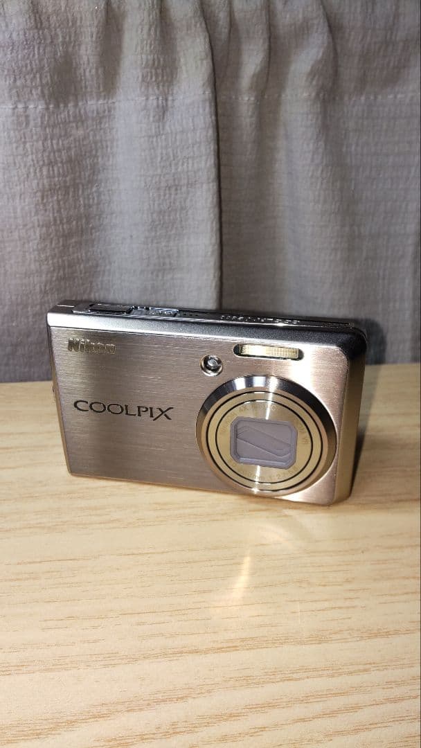 ♫ 超美品 Nikon COOLPIX S600 コンパクトデジタルカメラ