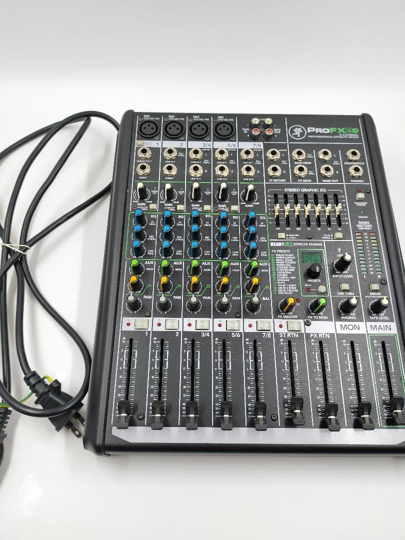 Mackie ProFX8V2 アナログミキサー