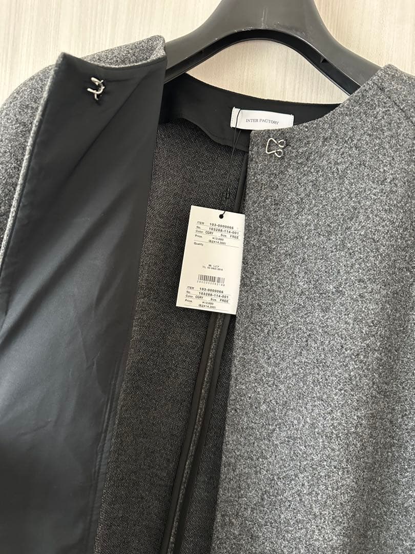 新品【インターファクトリー】ノーカラーケープコート グレー ポンチョ