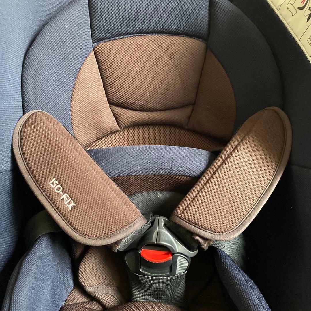 Combi チャイルドシート クルムーブISOFIX