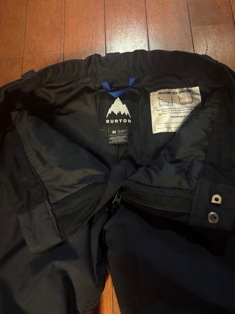 バートン　スキーウェア ジャケットとパンツセット ブラック　Mサイズ　140
