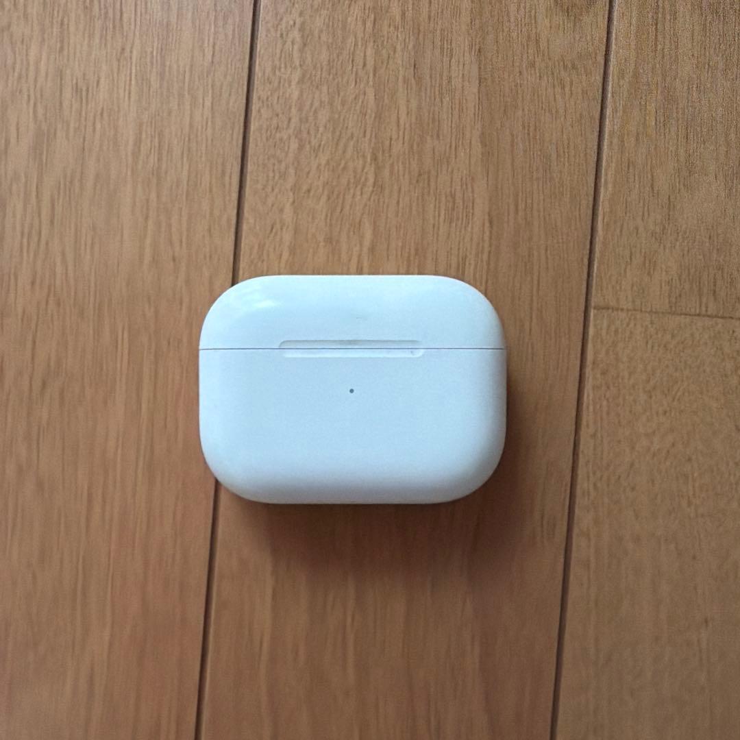 Apple AirPods Pro ホワイト 充電ケース付き
