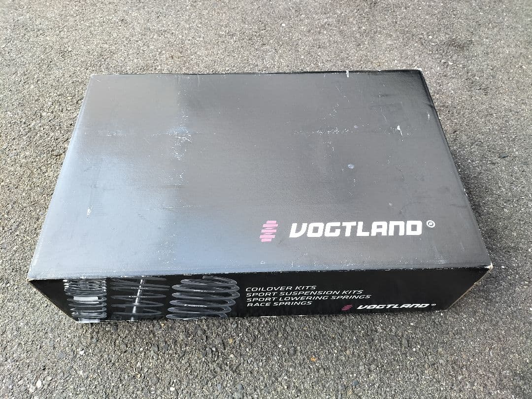 VOGTLAND スポーツローダウンサス VW Arteon