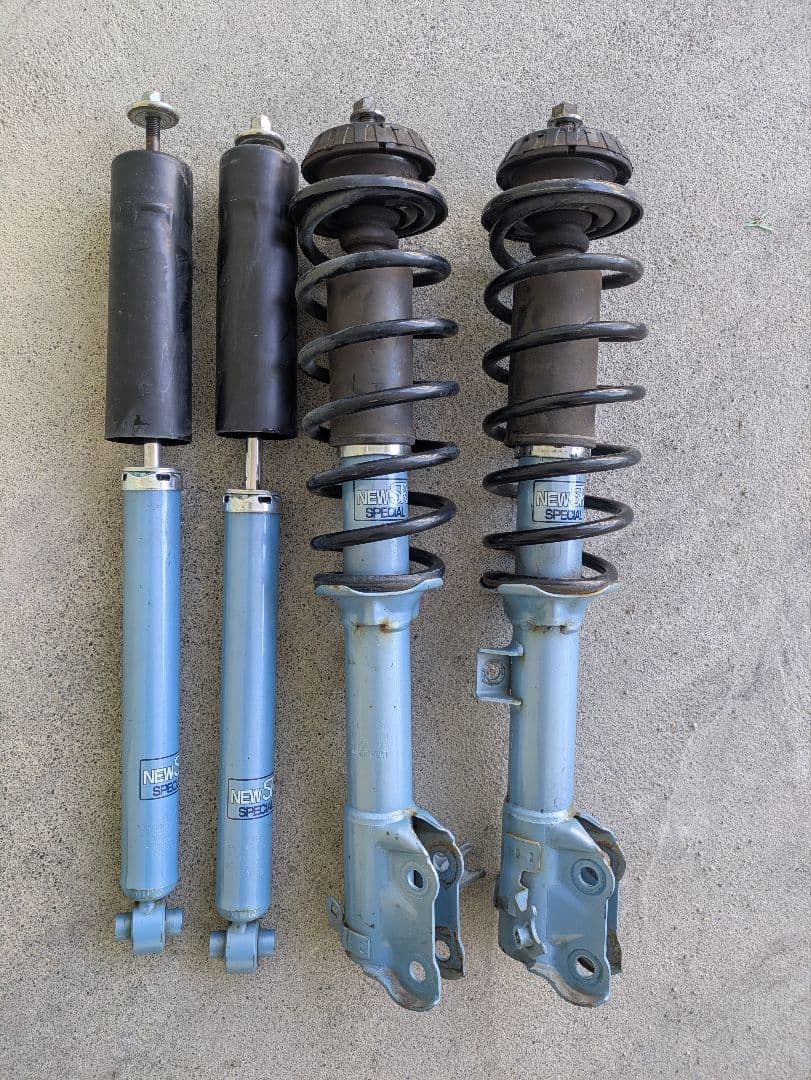 ホンダ ゼスト ショックアブソーバー